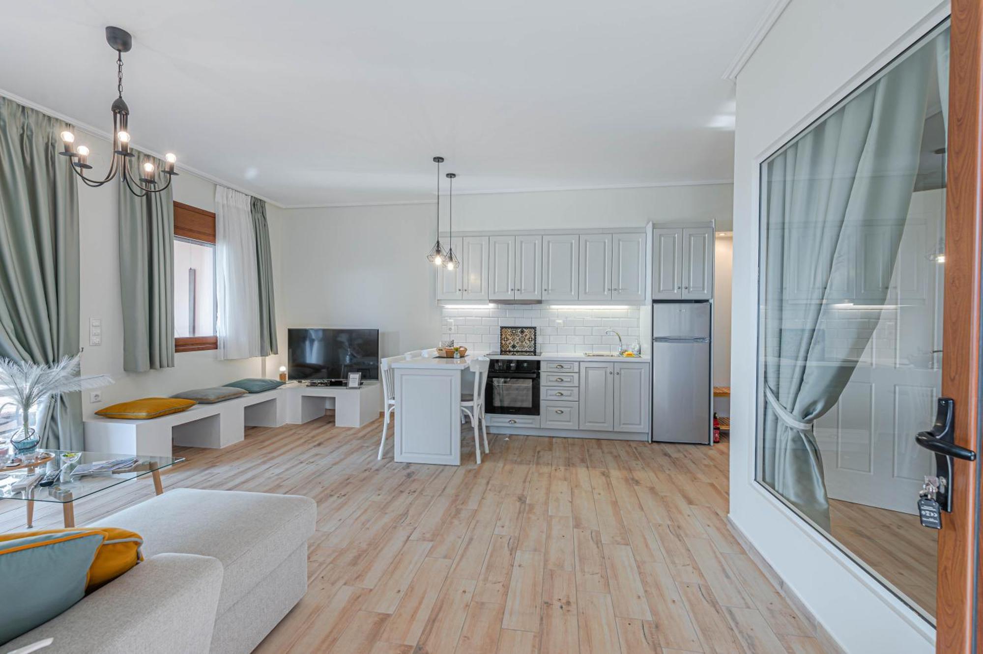 Paralio Astros Beachfront Suite Xiropigado Exterior foto